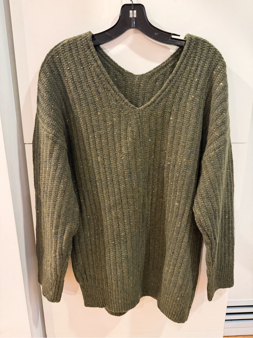 ALC Olive Green Wool Cashmere Donegal V-Neck Sweater Size M